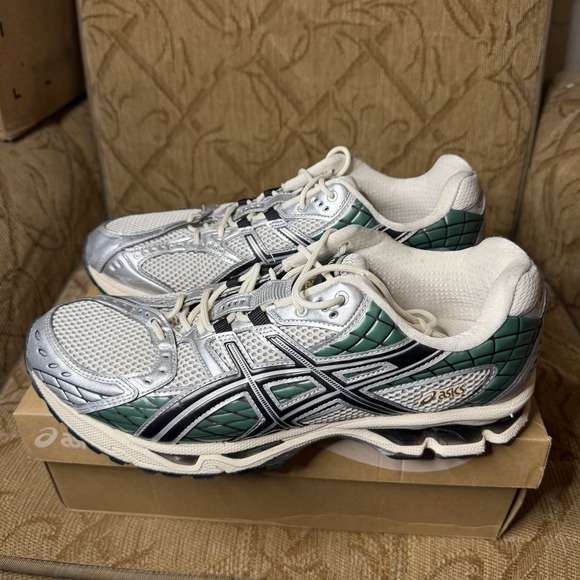 ASICS GEL - NIMBUS 10.1 \'CREAM GROVE\' - MEN\'S SIZE 11 main image 6